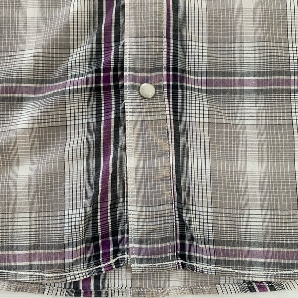 Levi Strauss & Co Pearl Snap Shirt Mens Size L Long Sleeve Pockets Purple Plaid - Picture 4 of 11